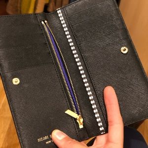 New Henri Bendel wallet